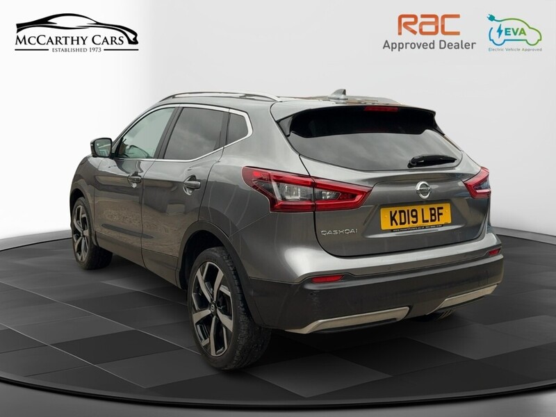 Nissan 1.3 DIG-T TEKNA SUV 5DR PETROL DCT AUTO PAN ROOF HEATED SEATS SATNAV BLUETOOTH APPLE CARPLAY REAR & 360 CAMERA JUST 1 OWNER 36000 MILES FSH 5 SERVICES 72-74 Mitcham Road