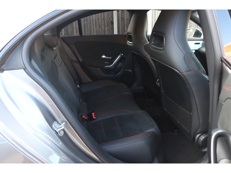 Mercedes-Benz CLA180H 1.3 MHEV AMG LINE (PREMIUM) COUPE 4DR PETROL HYBRID 7G-DCT AUTO HEATED SEATS SATNAV BLUTOOTH APPLE CARPLAY REAR CAMERA 2 OWNERS 66000 MILES SH 72-74 Mitcham Road