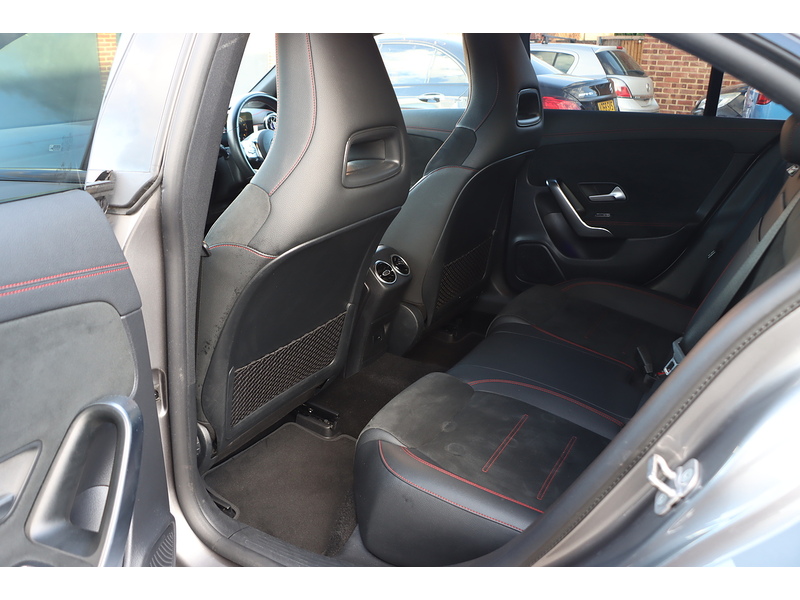 Mercedes-Benz CLA180H 1.3 MHEV AMG LINE (PREMIUM) COUPE 4DR PETROL HYBRID 7G-DCT AUTO HEATED SEATS SATNAV BLUTOOTH APPLE CARPLAY REAR CAMERA 2 OWNERS 66000 MILES SH 72-74 Mitcham Road
