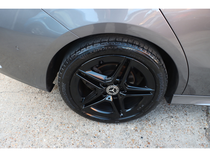 Mercedes-Benz CLA180H 1.3 MHEV AMG LINE (PREMIUM) COUPE 4DR PETROL HYBRID 7G-DCT AUTO HEATED SEATS SATNAV BLUTOOTH APPLE CARPLAY REAR CAMERA 2 OWNERS 66000 MILES SH 72-74 Mitcham Road