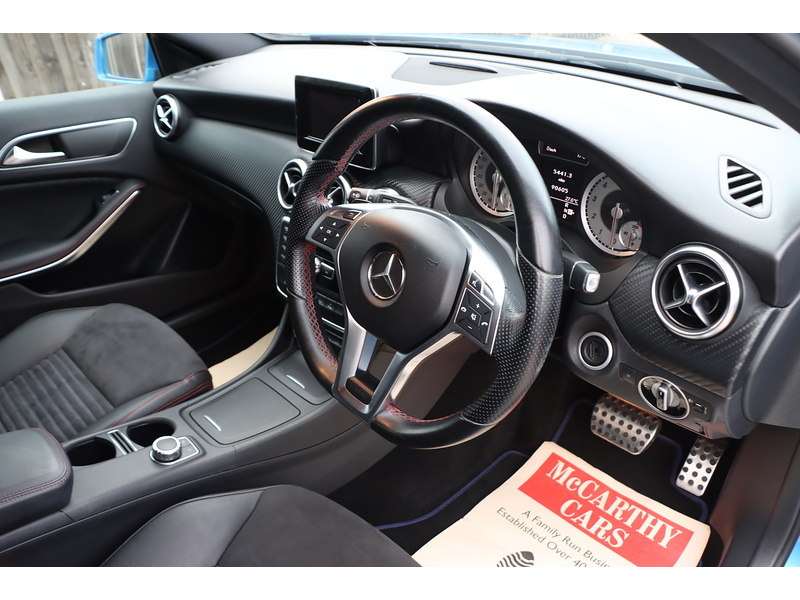 Mercedes-Benz A250 BLUEEFFICIENCY AMG SPORT HATCHBACK 5DR PETROL 7G-DCT AUTO SAT NAV BLUETOOTH STEREO CD PLAYER PARKING AIDS ONLY 90000 MILES SH NO ULEZ CHARGE 72-74 Mitcham Road