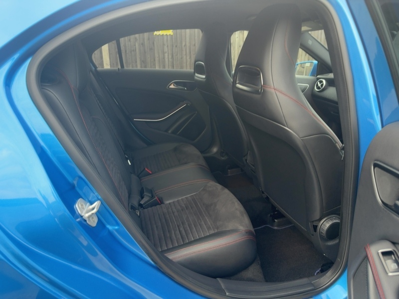 Mercedes-Benz A250 BLUEEFFICIENCY AMG SPORT HATCHBACK 5DR PETROL 7G-DCT AUTO SAT NAV BLUETOOTH STEREO CD PLAYER PARKING AIDS ONLY 90000 MILES SH NO ULEZ CHARGE 72-74 Mitcham Road
