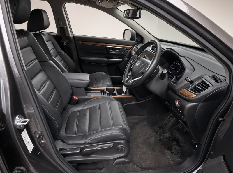 Honda 1.5 VTEC TURBO SR SUV PETROL 4WD 5 DOOR 7 SEAT 7 SEATER AUTO SAT NAV REAR CAM PARKING AIDS LEATHER HEATED SEATS JUST 2 OWNERS ONLY 58000 MILES FSH 72-74 Mitcham Road