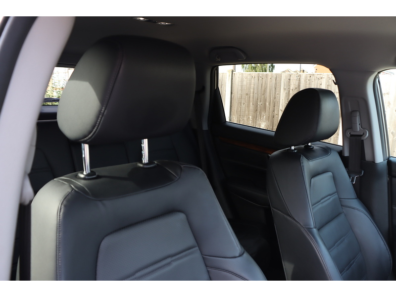Honda 1.5 VTEC TURBO SR SUV PETROL 4WD 5 DOOR AUTO HEATED SEATS SATNAV BLUETOOTH DAB RADIO REAR CAMERA PARKING AIDS 2 OWNERS ONLY 58000 MILES FSH 9 SERVICES 72-74 Mitcham Road