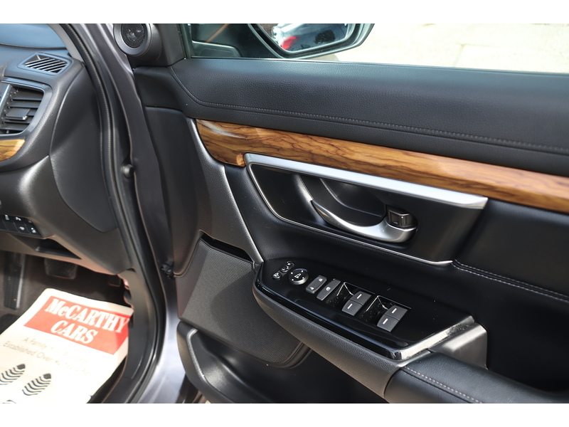Honda 1.5 VTEC TURBO SR SUV PETROL 4WD 5 DOOR AUTO HEATED SEATS SATNAV BLUETOOTH DAB RADIO REAR CAMERA PARKING AIDS 2 OWNERS ONLY 58000 MILES FSH 9 SERVICES 72-74 Mitcham Road