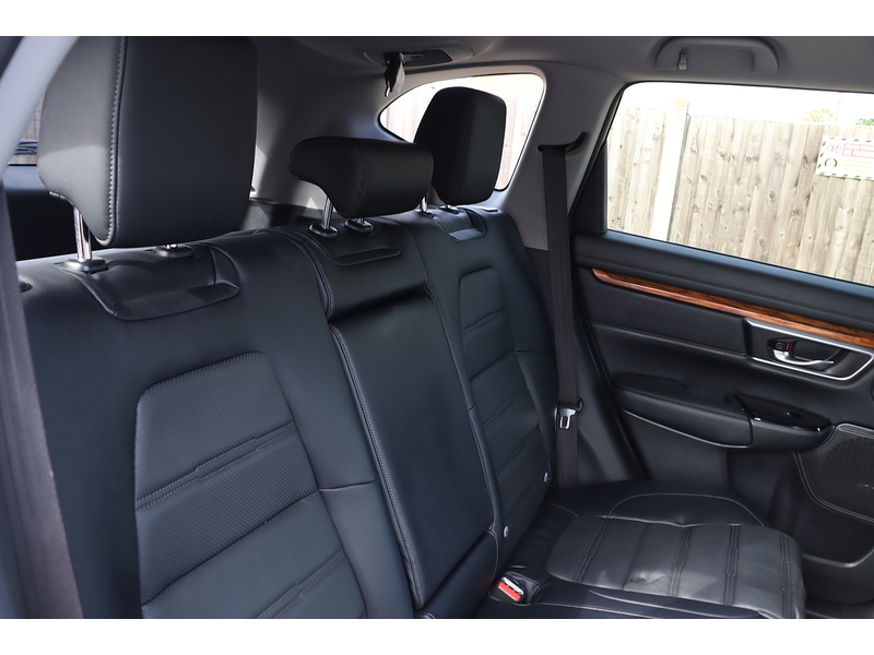 Honda 1.5 VTEC TURBO SR SUV PETROL 4WD 5 DOOR AUTO HEATED SEATS SATNAV BLUETOOTH DAB RADIO REAR CAMERA PARKING AIDS 2 OWNERS ONLY 58000 MILES FSH 9 SERVICES 72-74 Mitcham Road