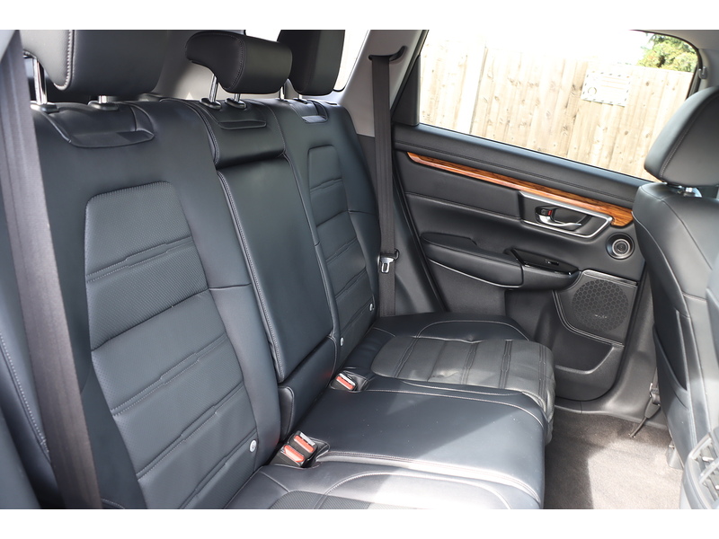 Honda 1.5 VTEC TURBO SR SUV PETROL 4WD 5 DOOR AUTO HEATED SEATS SATNAV BLUETOOTH DAB RADIO REAR CAMERA PARKING AIDS 2 OWNERS ONLY 58000 MILES FSH 9 SERVICES 72-74 Mitcham Road