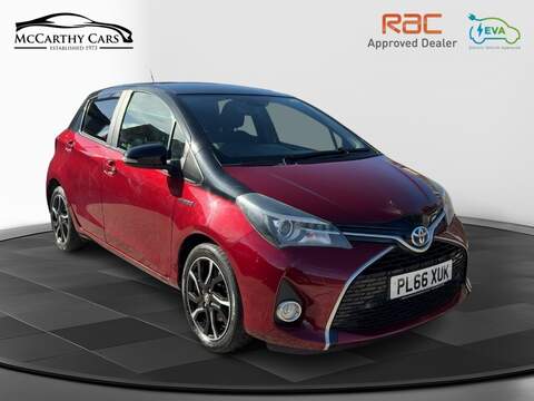 Toyota 1.5 VVT-h DESIGN HATCHBACK 5DR PETROL HYBRID E-CVT AUTO SATNAV BLUETOOTH DAB STEREO REAR CAMERA PARKING AIDS 61000 MILES SH 5 SERVICES JUST £20 TO TAX