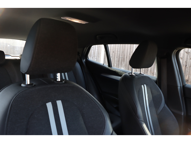 BMW 25E 1.5 10KWH M SPORT SUV 5DR PETROL PLUG-IN HYBRID XDRIVE AUTO HEATED SEATS SAT NAV BLUETOOTH APPLE CARPLAY PARKING AIDS JUST 1 OWNER 66000 MILES FSH 72-74 Mitcham Road