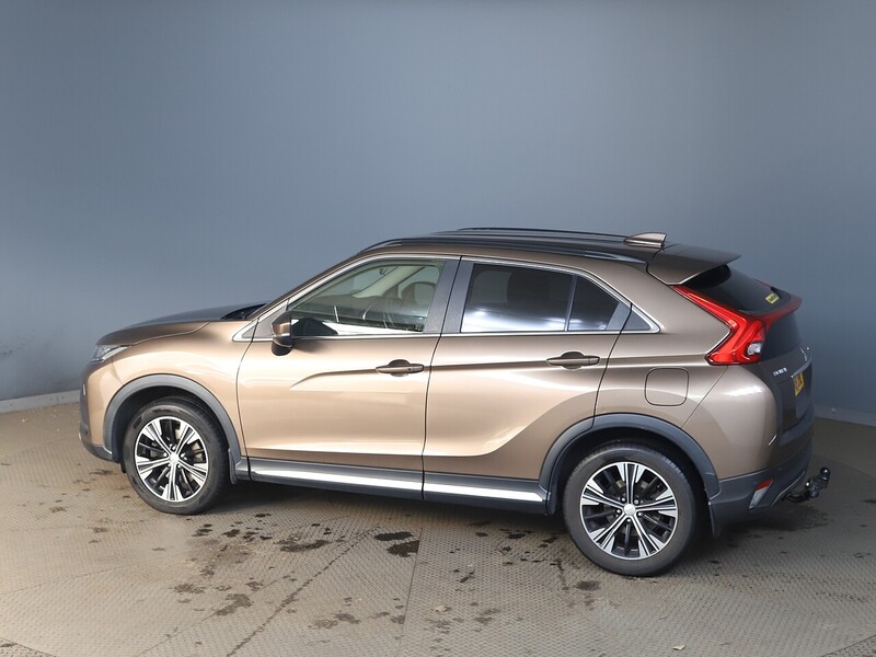 Mitsubishi 1.5T 3 SUV 5DR PETROL AUTO 4WD AUTO HEATED SEATS SAT NAV BLUETOOTH DAB STEREO APPLE CARPLAY REAR CAMERA PARKING AIDS ONLY 58000 MILES FSH 7 SERVICES 72-74 Mitcham Road