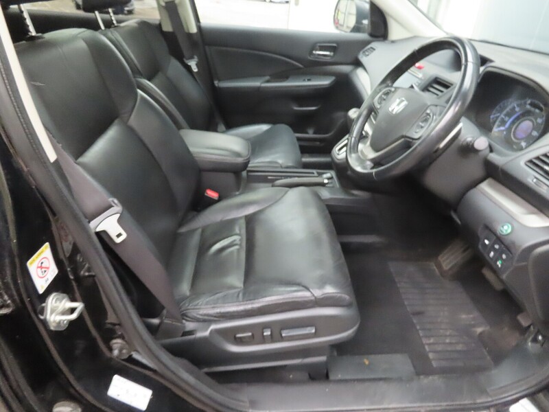 Honda 2.0 I-VTEC EX SUV 5DR PETROL 4WD AUTO PAN ROOF HEATED SEATS SAT NAV BLUETOOTH DAB STEREO REAR CAMERA PARKING AIDS 1 OWNER 84000 MILES FSH 12 SERVICES 72-74 Mitcham Road