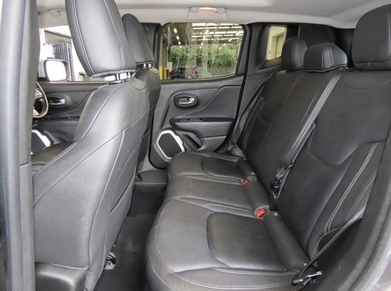 Jeep 1.4T MULTIAIRII LIMITED SUV 5DR PETROL DDCT EURO 6 (S/S) 140 PS 5 DOOR AUTO PAN ROOF FULL LEATHER HEATED SEATS SATNAV PARKING AIDS BTOOTH 71000 MILES 72-74 Mitcham Road