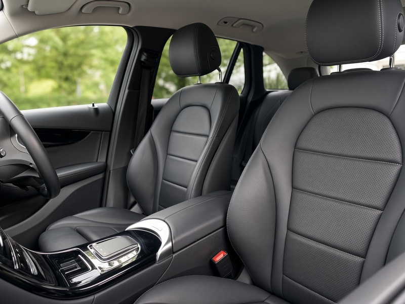 Mercedes-Benz GLC300 2.0 MHEV SPORT SUV 5DR PETROL G-TRONIC+ 4MATIC EURO 6 (S/S) (272 PS) 5 DOOR AUTO SATNAV REARCAM DAB BTOOTH LEATHER HEATED SEATS 43000 MILES FSH 72-74 Mitcham Road
