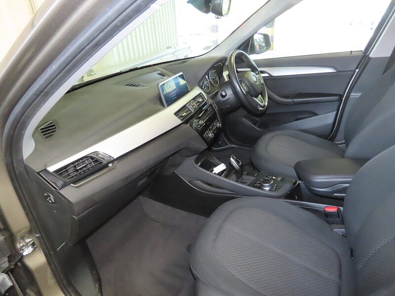 BMW 18I 1.5 SE SUV 5DR PETROL DCT SDRIVE AUTO SATNAV BLUETOOTH DAB RADIO PARKING AIDS JUST 2 OWNERS SAME OWNER FOR 6 YEARS ONLY 27000 MILES FSH 5 SERVICES 72-74 Mitcham Road