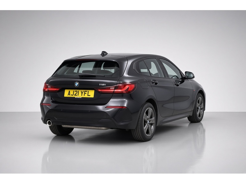 BMW 118I 1.5 SE (LCP) HATCHBACK 5DR PETROL MANUAL SAT NAV BLUETOOTH DAB STEREO PARKING AIDS JUST 2 OWNERS ONLY 35000 MILES FSH NO ULEZ CHARGE 72-74 Mitcham Road