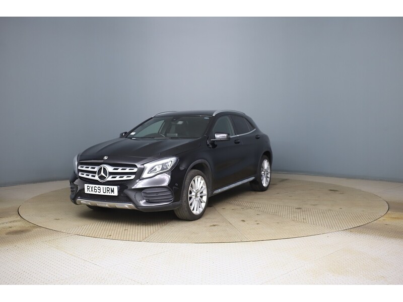 Mercedes-Benz GLA180 1.6 AMG LINE EDITION SUV 5DR PETROL 7G-DCT AUTO HEATED SEATS SAT NAV BLUETOOTH DAB STEREO REAR CAMERA PARKING AIDS JUST 2 OWNERS 82000 MILES SH 72-74 Mitcham Road