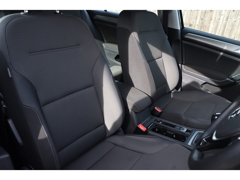 Volkswagen 1.4 TSI BlueMotion Tech Match Hatchback 5dr Petrol Manual Euro 6 (s/s) (125 ps) 72-74 Mitcham Road