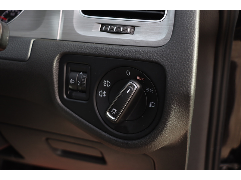 Volkswagen 1.4 TSI BlueMotion Tech Match Hatchback 5dr Petrol Manual Euro 6 (s/s) (125 ps) 72-74 Mitcham Road