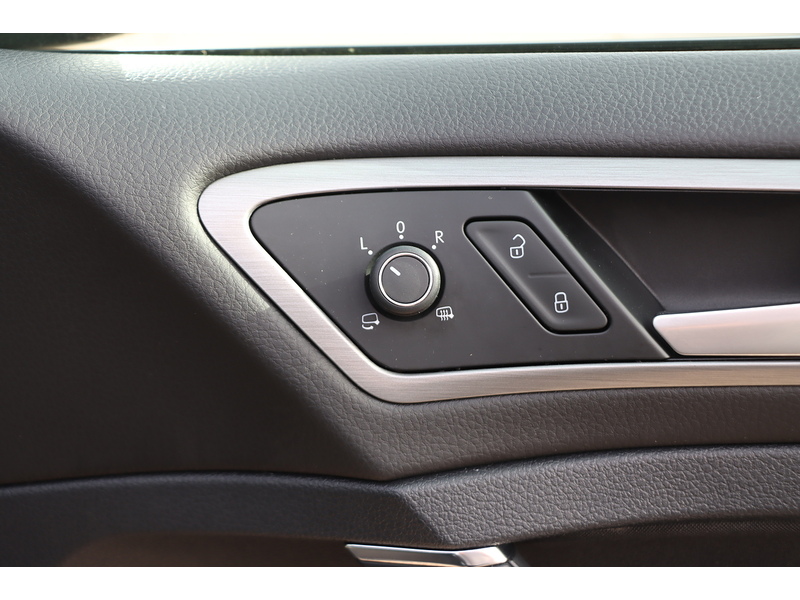 Volkswagen 1.4 TSI BlueMotion Tech Match Hatchback 5dr Petrol Manual Euro 6 (s/s) (125 ps) 72-74 Mitcham Road
