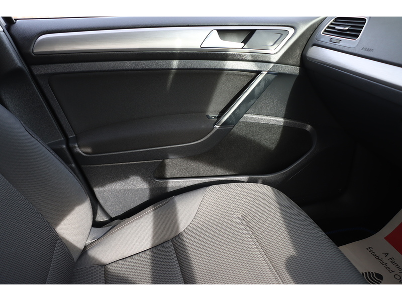 Volkswagen 1.4 TSI BlueMotion Tech Match Hatchback 5dr Petrol Manual Euro 6 (s/s) (125 ps) 72-74 Mitcham Road
