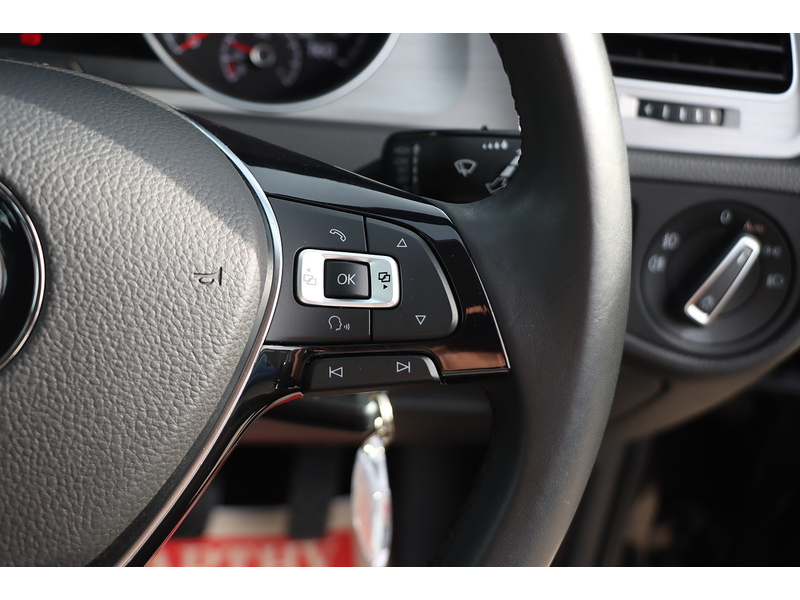 Volkswagen 1.4 TSI BlueMotion Tech Match Hatchback 5dr Petrol Manual Euro 6 (s/s) (125 ps) 72-74 Mitcham Road