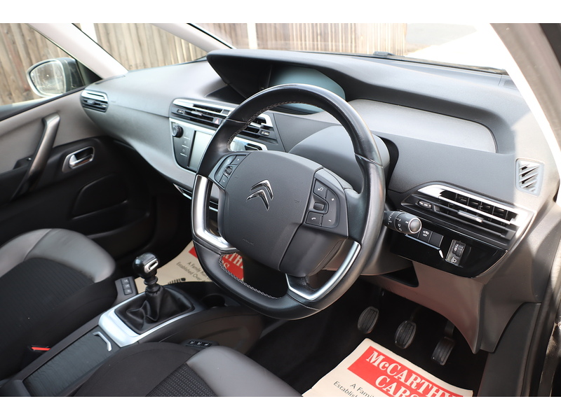 Citroen 1.2 PURETECH FEEL PLUS MPV 5DR PETROL MANUAL 7 SEATER SATNAV BLUETOOTH DAB STEREO APPLE CARPLAY REAR CAMERA PARKING AIDS 34000 MILES SH NO ULEZ CHARGE 92-96 Mitcham Road