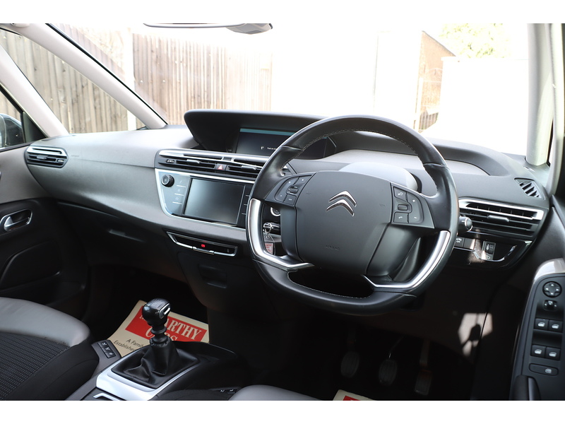 Citroen 1.2 PURETECH FEEL PLUS MPV 5DR PETROL MANUAL 7 SEATER SATNAV BLUETOOTH DAB STEREO APPLE CARPLAY REAR CAMERA PARKING AIDS 34000 MILES SH NO ULEZ CHARGE 92-96 Mitcham Road