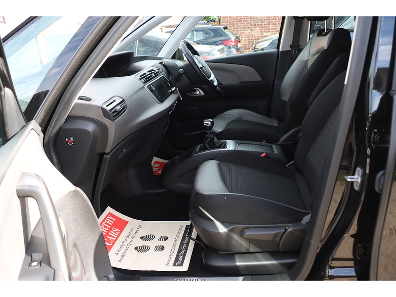 Citroen 1.2 PURETECH FEEL PLUS MPV 5DR PETROL MANUAL 7 SEATER SATNAV BLUETOOTH DAB STEREO APPLE CARPLAY REAR CAMERA PARKING AIDS 34000 MILES SH NO ULEZ CHARGE 92-96 Mitcham Road