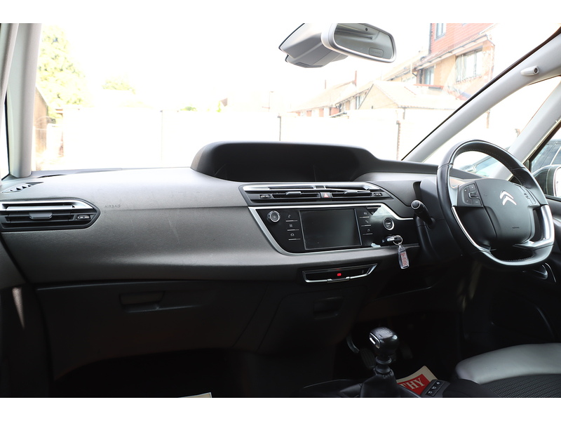 Citroen 1.2 PURETECH FEEL PLUS MPV 5DR PETROL MANUAL 7 SEATER SATNAV BLUETOOTH DAB STEREO APPLE CARPLAY REAR CAMERA PARKING AIDS 34000 MILES SH NO ULEZ CHARGE 92-96 Mitcham Road