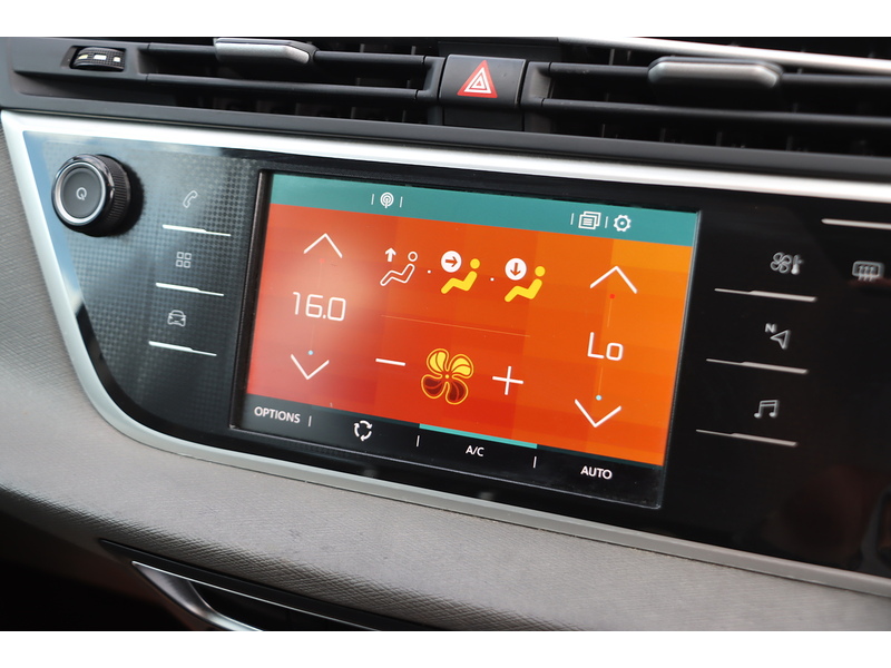 Citroen 1.2 PURETECH FEEL PLUS MPV 5DR PETROL MANUAL 7 SEATER SATNAV BLUETOOTH DAB STEREO APPLE CARPLAY REAR CAMERA PARKING AIDS 34000 MILES SH NO ULEZ CHARGE 92-96 Mitcham Road
