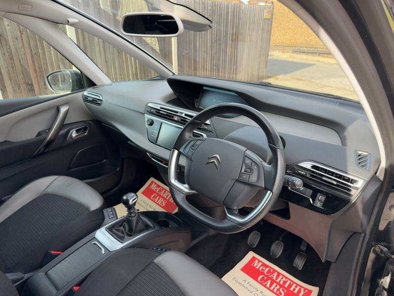 Citroen 1.2 PURETECH FEEL PLUS MPV 5DR PETROL MANUAL 7 SEATER SATNAV BLUETOOTH DAB STEREO APPLE CARPLAY REAR CAMERA PARKING AIDS 34000 MILES SH NO ULEZ CHARGE 92-96 Mitcham Road