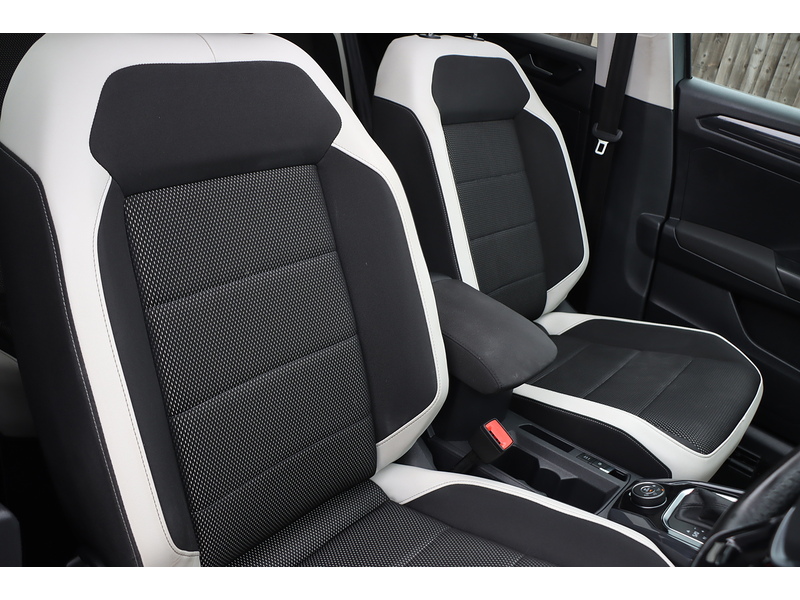 Volkswagen 2.0 TSI SEL SUV 5dr Petrol DSG 4Motion Euro 6 (s/s) (190 ps) 72-74 Mitcham Road