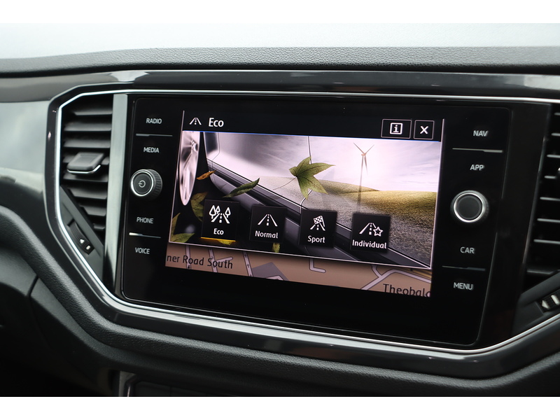 Volkswagen 2.0 TSI SEL SUV 5dr Petrol DSG 4Motion Euro 6 (s/s) (190 ps) 72-74 Mitcham Road