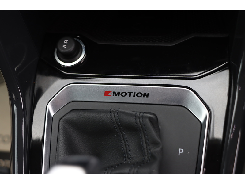 Volkswagen 2.0 TSI SEL SUV 5dr Petrol DSG 4Motion Euro 6 (s/s) (190 ps) 72-74 Mitcham Road
