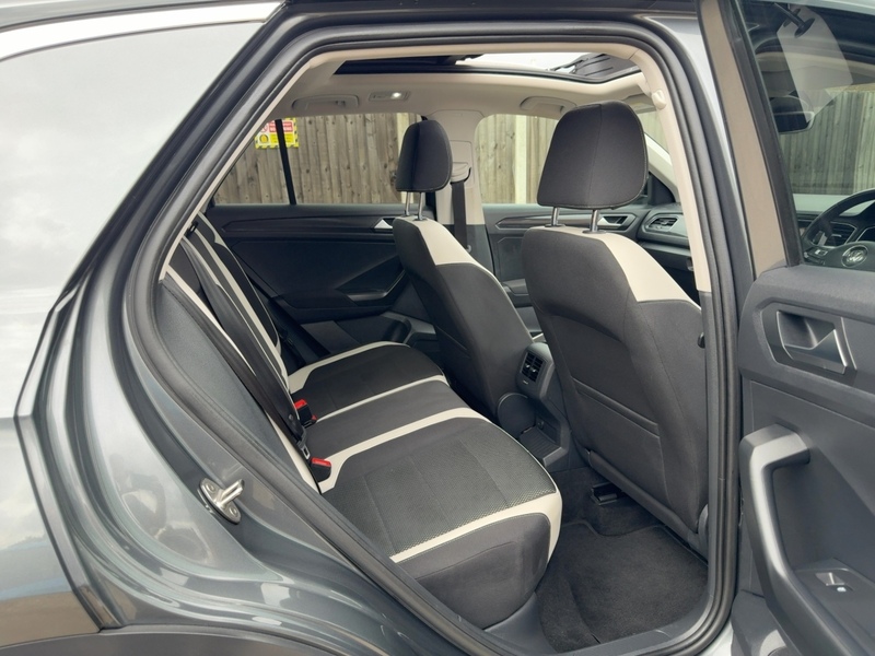 Volkswagen 2.0 TSI SEL SUV 5dr Petrol DSG 4Motion Euro 6 (s/s) (190 ps) 72-74 Mitcham Road