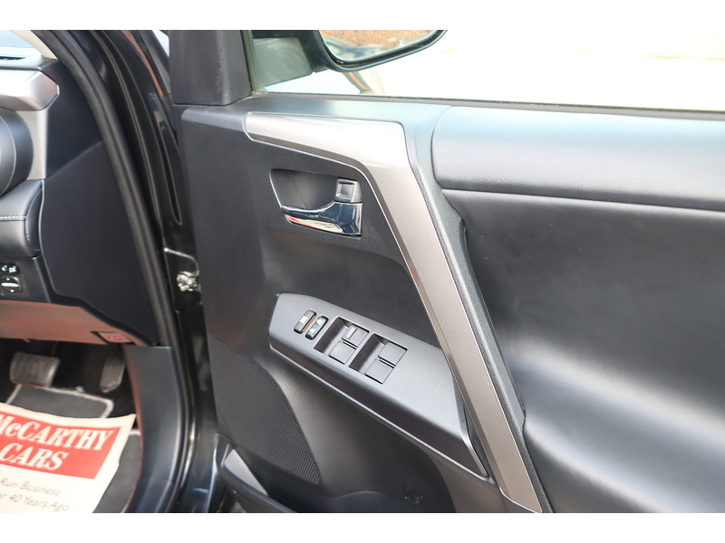 Toyota 2.5 VVT-h Business Edition Plus SUV 5dr Petrol Hybrid CVT Euro 6 (s/s) (Safety Sense, Nav) (197 ps) 72-74 Mitcham Road