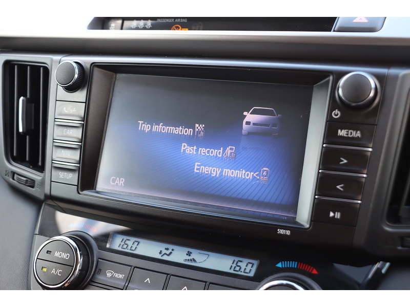 Toyota 2.5 VVT-h Business Edition Plus SUV 5dr Petrol Hybrid CVT Euro 6 (s/s) (Safety Sense, Nav) (197 ps) 72-74 Mitcham Road