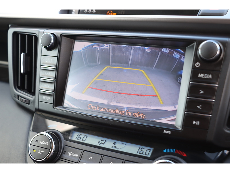 Toyota 2.5 VVT-h Business Edition Plus SUV 5dr Petrol Hybrid CVT Euro 6 (s/s) (Safety Sense, Nav) (197 ps) 72-74 Mitcham Road