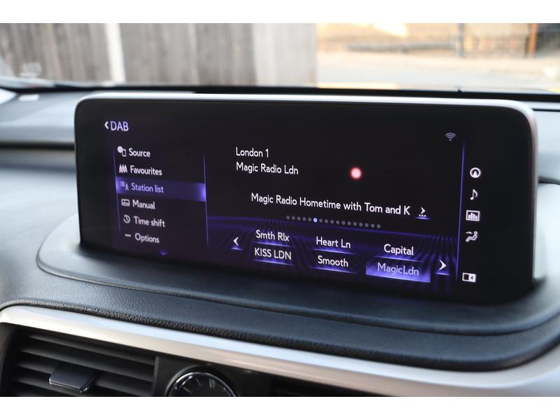 Lexus 450H 3.5 V6 TAKUMI SUV 5DR PETROL HYBRID E-CVT 4WD AUTO SUNROOF HEATED SEATS SAT NAV BLUETOOTH REAR & 360 CAMERA PARKING AIDS 1 OWNER 68000 MILES SH 72-74 Mitcham Road