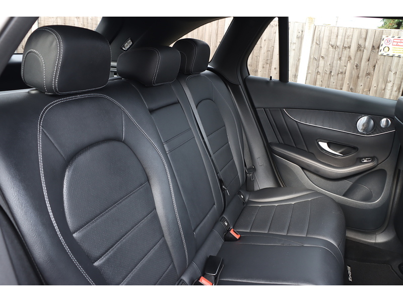 Mercedes-Benz GLC250 2.0 AMG NIGHT EDITION (PREMIUM PLUS) SUV 5DR PETROL G-TRONIC+ 4MATIC AUTO SUNROOF HEATED SEATS SAT NAV BLUETOOTH REAR & 360 CAM 73000 MILES FSH 72-74 Mitcham Road