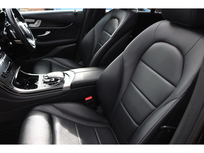 Mercedes-Benz GLC250 2.0 AMG NIGHT EDITION (PREMIUM PLUS) SUV 5DR PETROL G-TRONIC+ 4MATIC AUTO SUNROOF HEATED SEATS SAT NAV BLUETOOTH REAR & 360 CAM 73000 MILES FSH 72-74 Mitcham Road