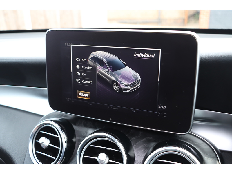 Mercedes-Benz GLC250 2.0 AMG NIGHT EDITION (PREMIUM PLUS) SUV 5DR PETROL G-TRONIC+ 4MATIC AUTO SUNROOF HEATED SEATS SAT NAV BLUETOOTH REAR & 360 CAM 73000 MILES FSH 72-74 Mitcham Road
