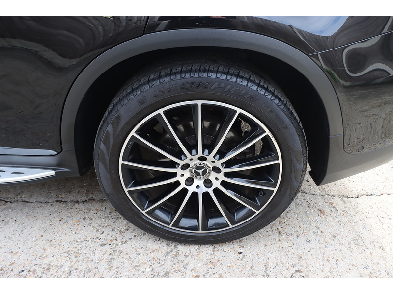 Mercedes-Benz GLC250 2.0 AMG NIGHT EDITION (PREMIUM PLUS) SUV 5DR PETROL G-TRONIC+ 4MATIC AUTO SUNROOF HEATED SEATS SAT NAV BLUETOOTH REAR & 360 CAM 73000 MILES FSH 72-74 Mitcham Road
