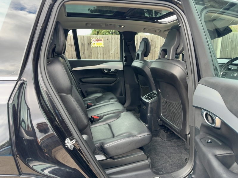 Volvo 2.0H T8 TWIN ENGINE 9.2KWH MOMENTUM SUV 5DR PETROL PLUG-IN HYBRID 4WD AUTO 7 SEATER SUNROOF HEATED SEATS SAT NAV APPLE CARPLAY ONLY 79000 MILES FSH 72-74 Mitcham Road