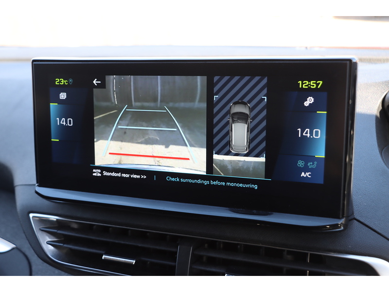 Peugeot 1.6 13.2KWH ALLURE PREMIUM SUV 5DR PETROL PLUG-IN HYBRID E-EAT EURO 6 (S/S) (225 PS) SAT NAV APPLE CARPLAY ANDROID AUTO REAR CAM PARKING AIDS DAB 72-74 Mitcham Road