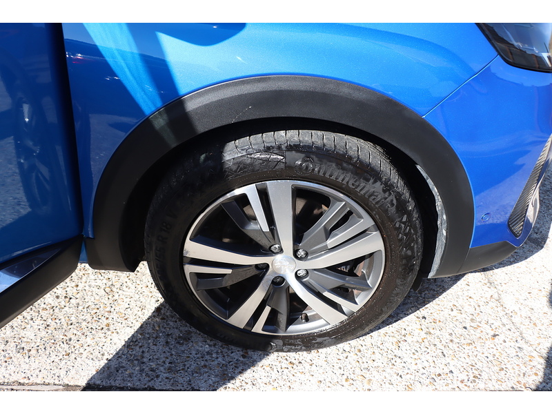 Peugeot 1.6 13.2KWH ALLURE PREMIUM SUV 5DR PETROL PLUG-IN HYBRID E-EAT EURO 6 (S/S) (225 PS) SAT NAV APPLE CARPLAY ANDROID AUTO REAR CAM PARKING AIDS DAB 72-74 Mitcham Road