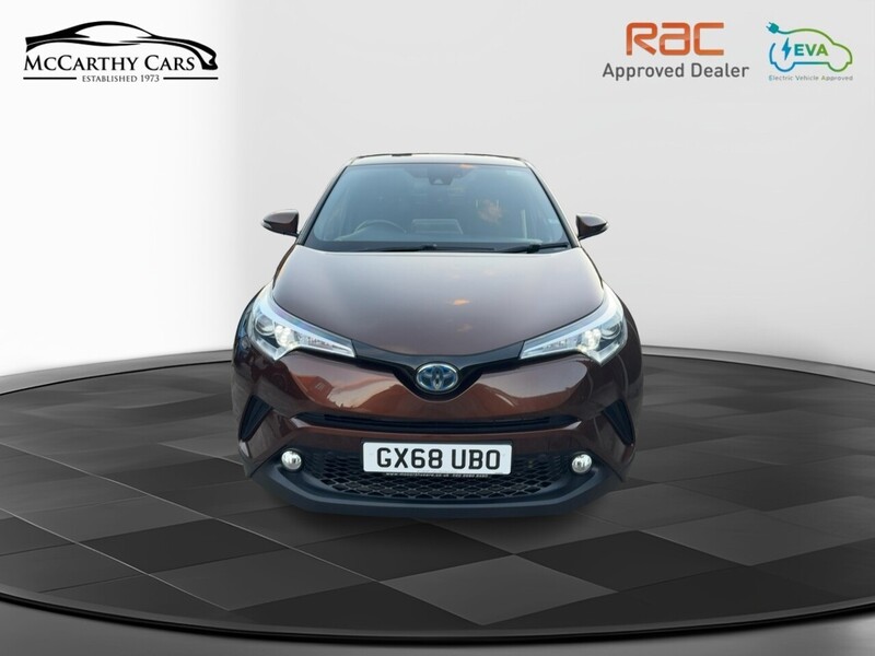 Toyota 
1.8 VVT-H DESIGN SUV 5DR PETROL HYBRID AUTO EURO 6 (S/S) (122 PS) SAT NAV REAR CAM BLUETOOTH DAB JUST 2 OWNERS ONLY 58000 MILES SERVICE HISTORY 72-74 Mitcham Road