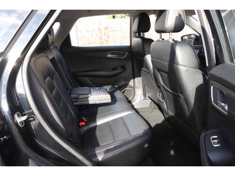 MG 1.5 T-GDI Excite SUV 5dr Petrol DCT Euro 6 (s/s) (162 ps) 72-74 Mitcham Road
