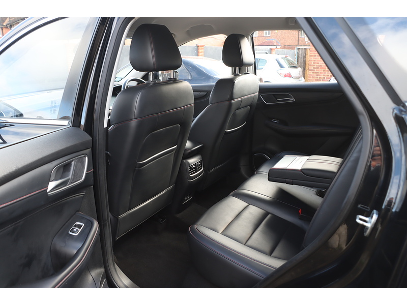 MG 1.5 T-GDI Excite SUV 5dr Petrol DCT Euro 6 (s/s) (162 ps) 72-74 Mitcham Road