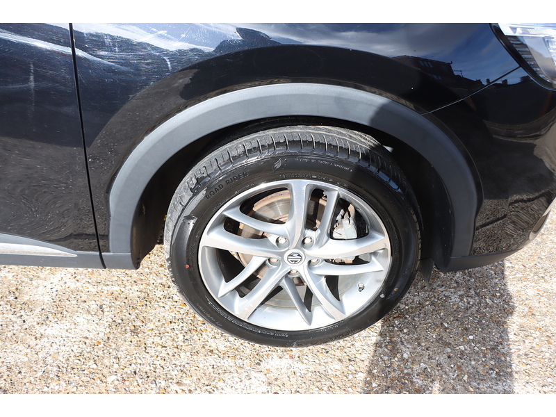 MG 1.5 T-GDI Excite SUV 5dr Petrol DCT Euro 6 (s/s) (162 ps) 72-74 Mitcham Road